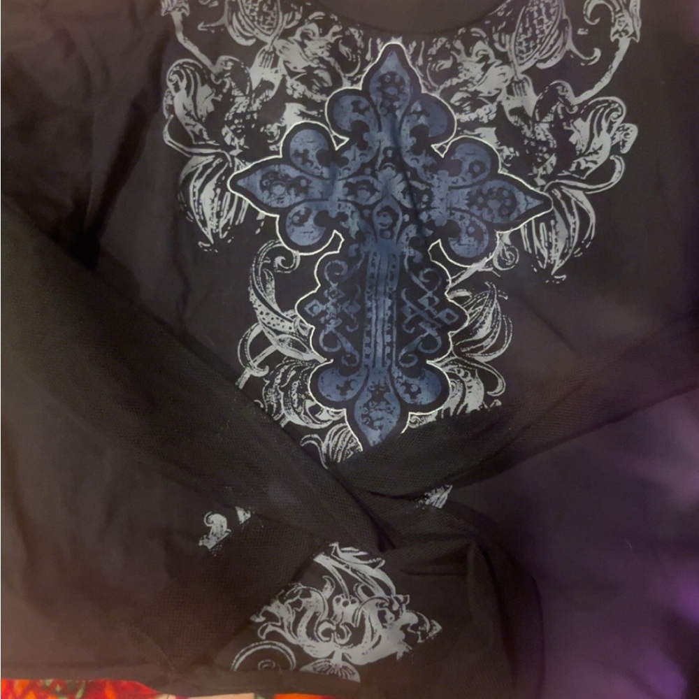 Hot Topic Black and Blue Long Sleeve Tee